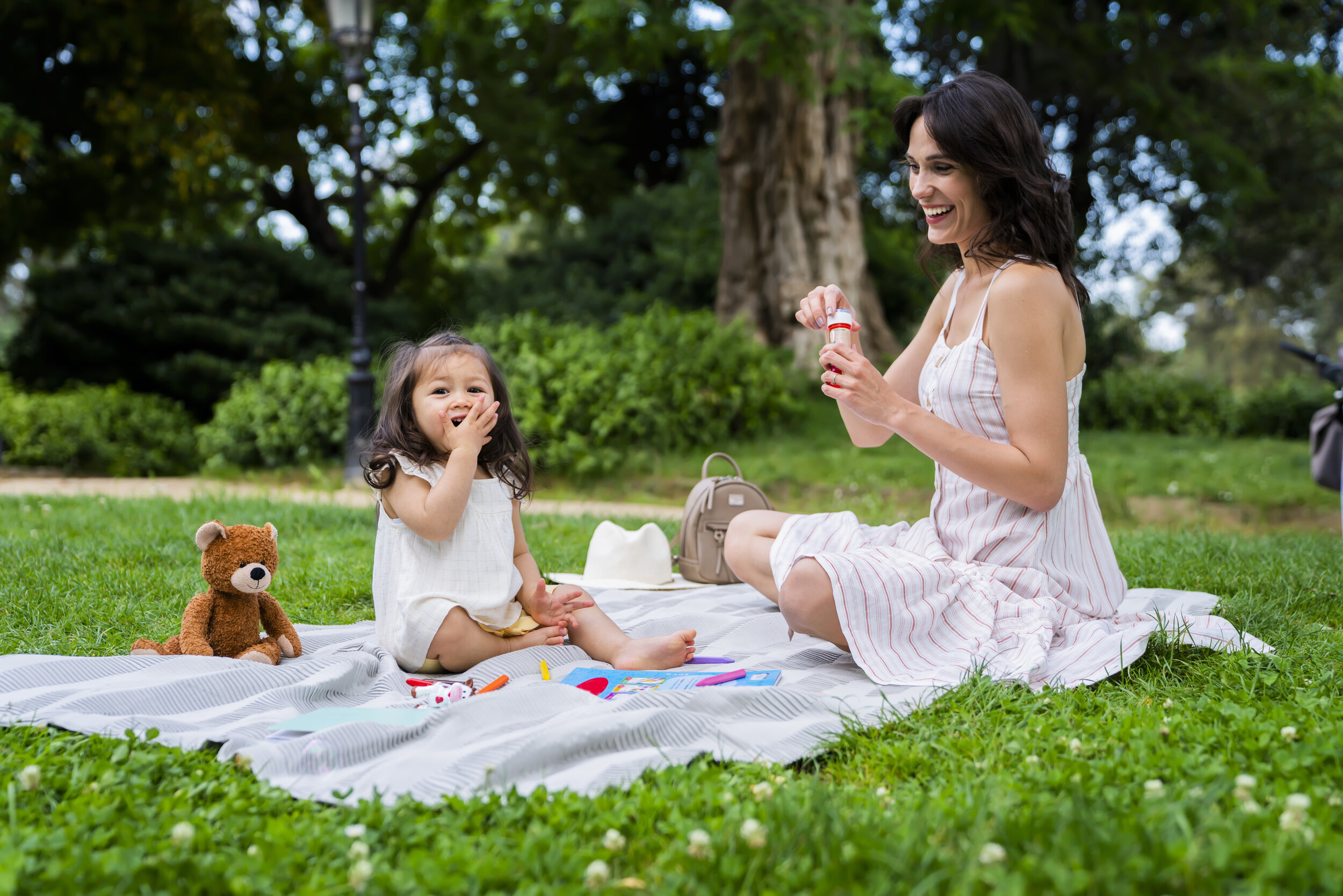 Summer Nanny in Chicago- JoyCare Domestic Agency